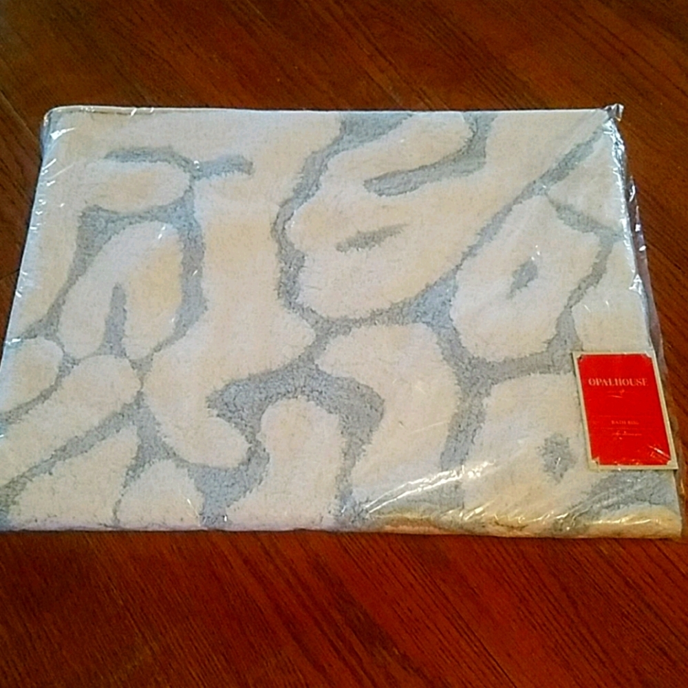 Opalhouse bath rug